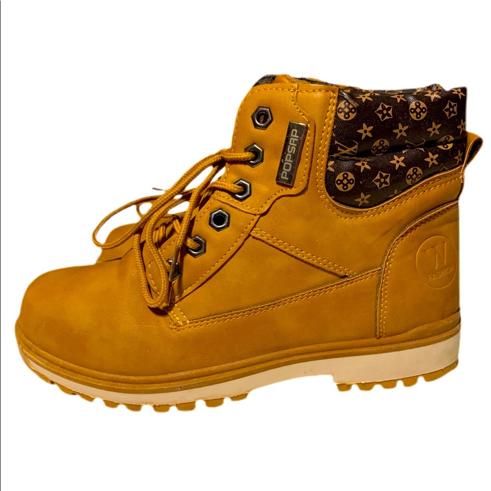 Cute boots